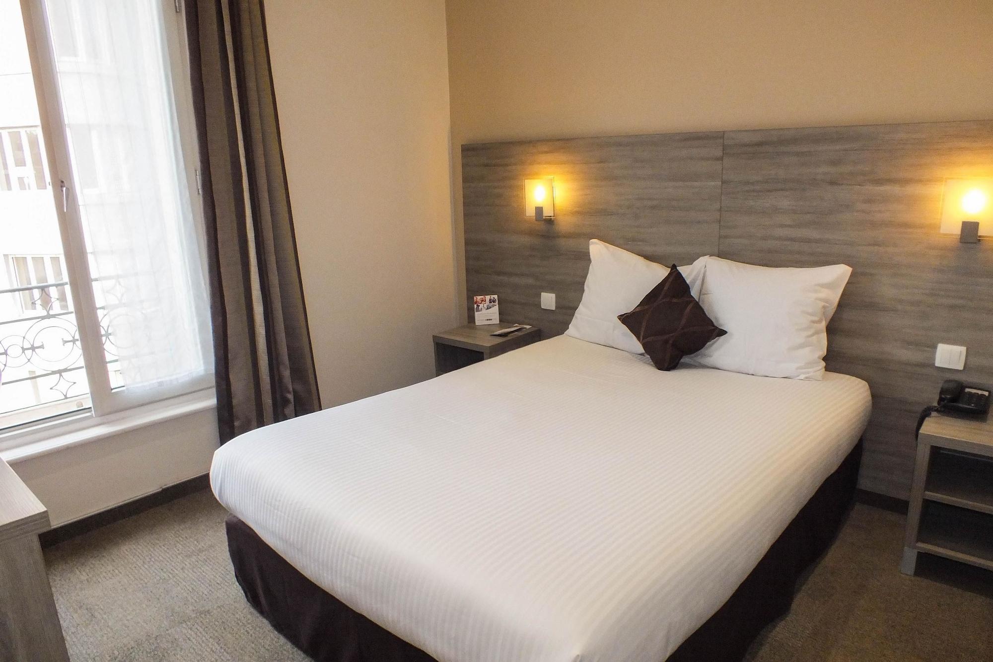 Comfort Hotel Cecil Metz Gare Bagian luar foto