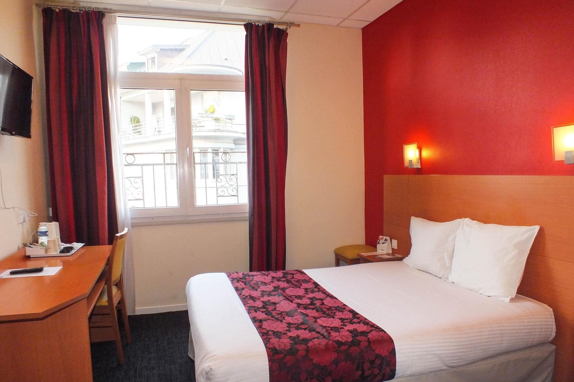 Comfort Hotel Cecil Metz Gare Bagian luar foto
