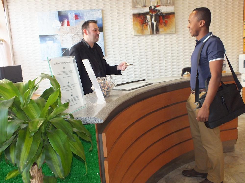 Comfort Hotel Cecil Metz Gare Bagian luar foto