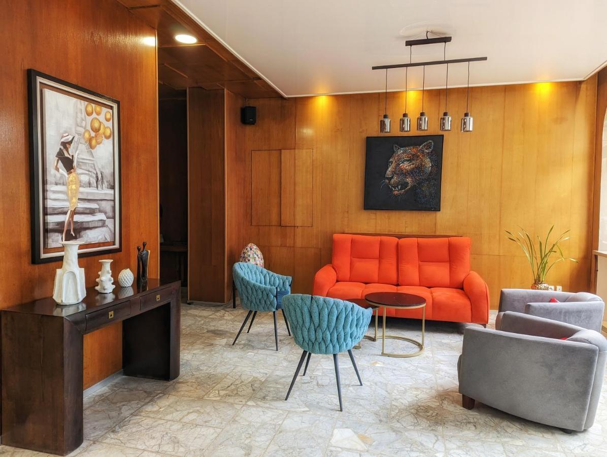 Comfort Hotel Cecil Metz Gare Bagian luar foto