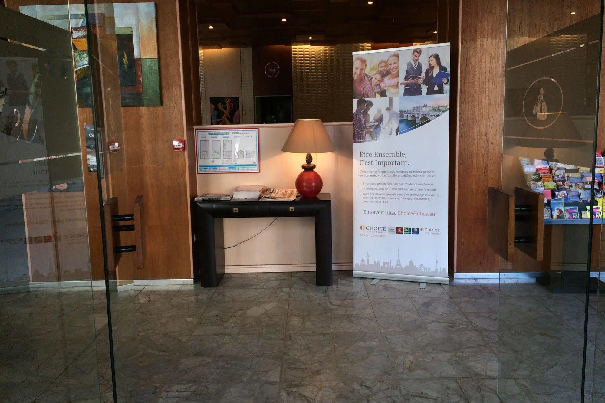 Comfort Hotel Cecil Metz Gare Bagian luar foto