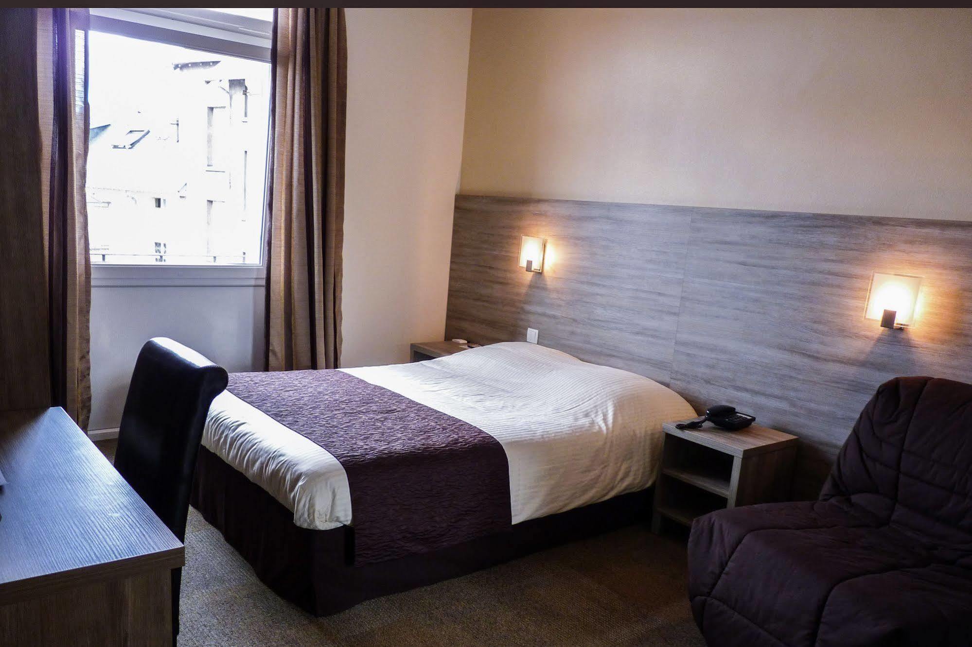 Comfort Hotel Cecil Metz Gare Bagian luar foto